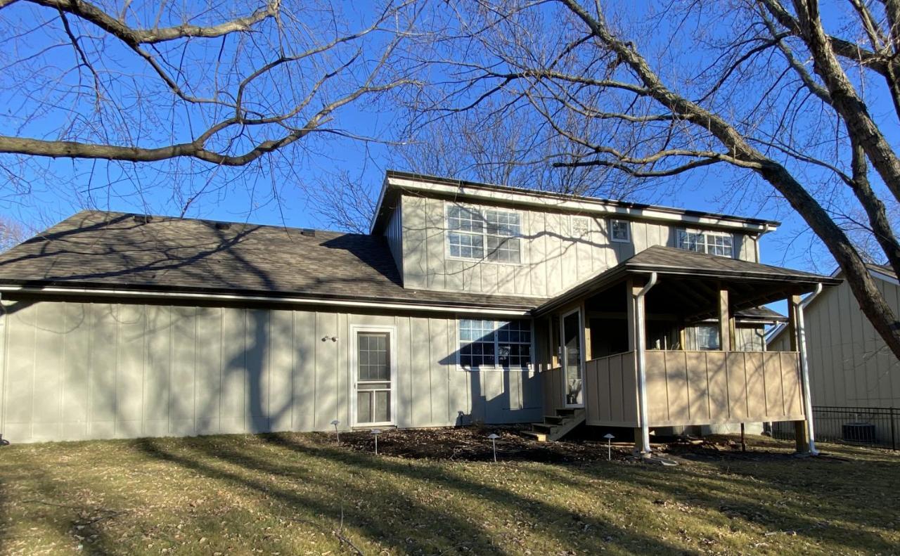 Here It Is! Cool Cape Cod-3 Br-2.5 Bath-12 Guests Vila Olathe Exterior foto